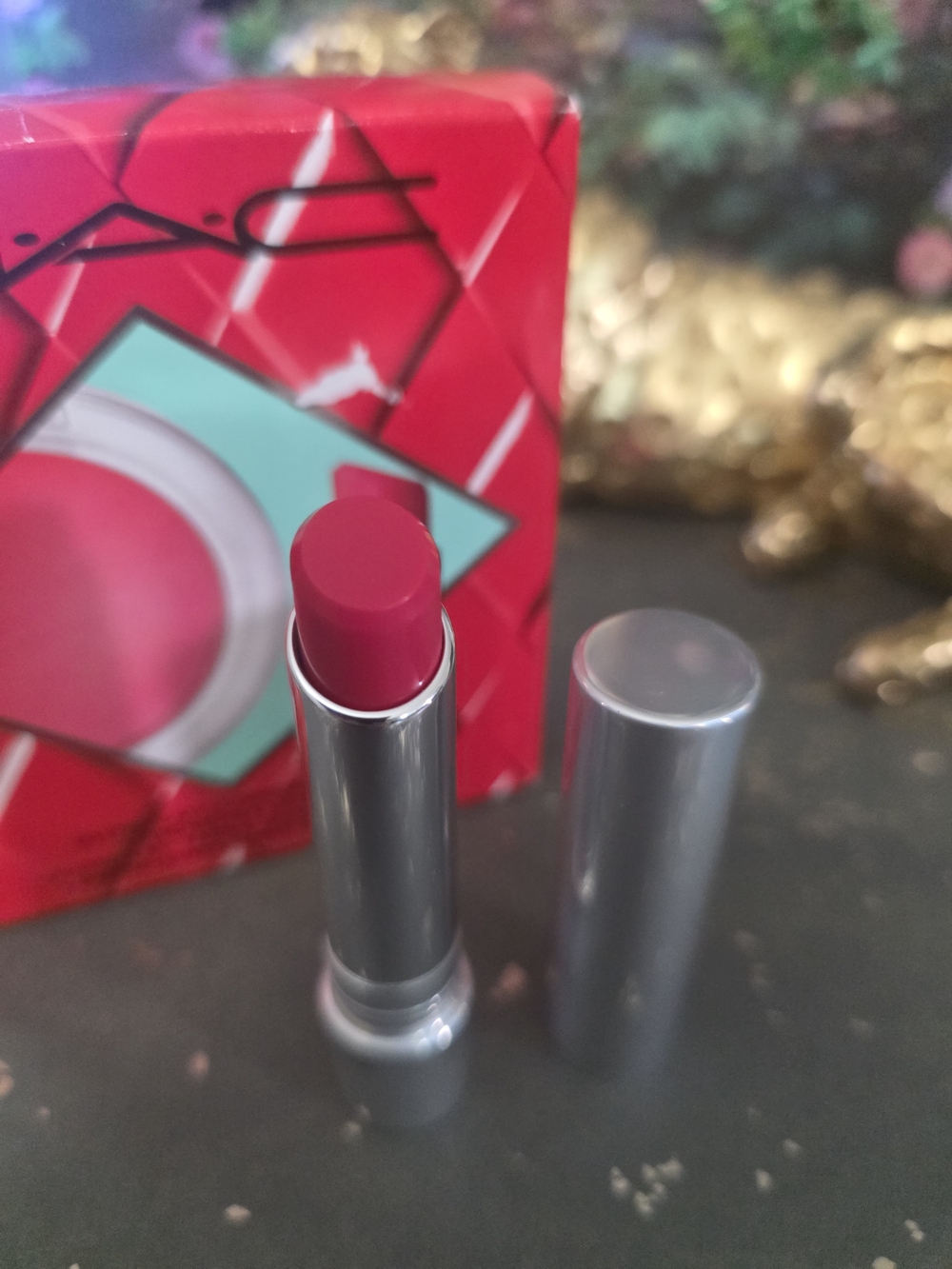 MAC Cosmetics Lip balm — Deep Rose Pink Shade 458 Banter